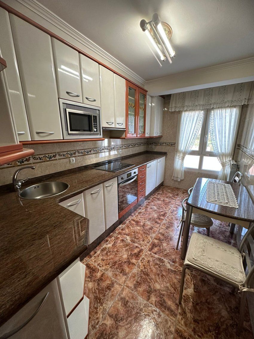 19c7cead 693a 4c7c 9ad2 14c0c99b83e7