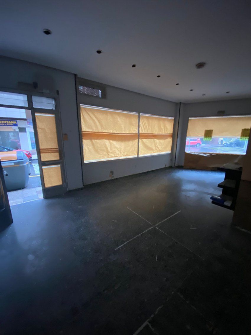 Local en La Felguera   Dámaso Alonso esquina Joaquín Valdés