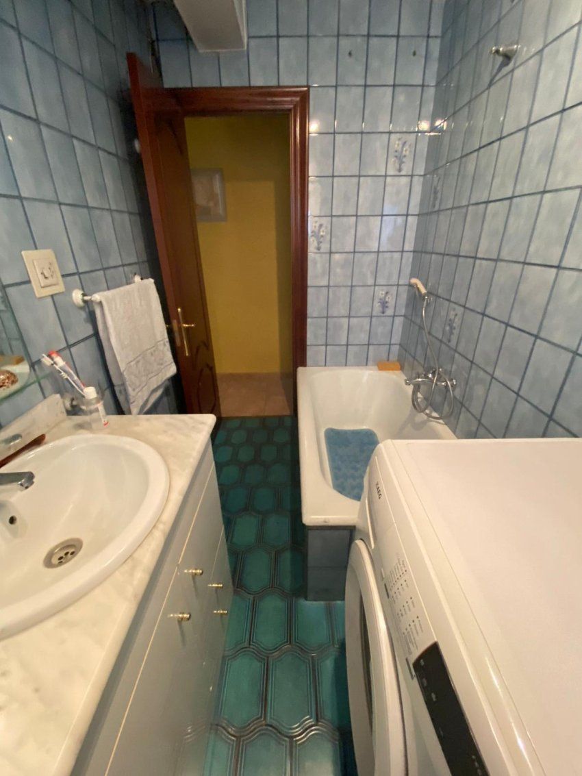 87bd9f9c b084 414e 8b83 29166cf03037