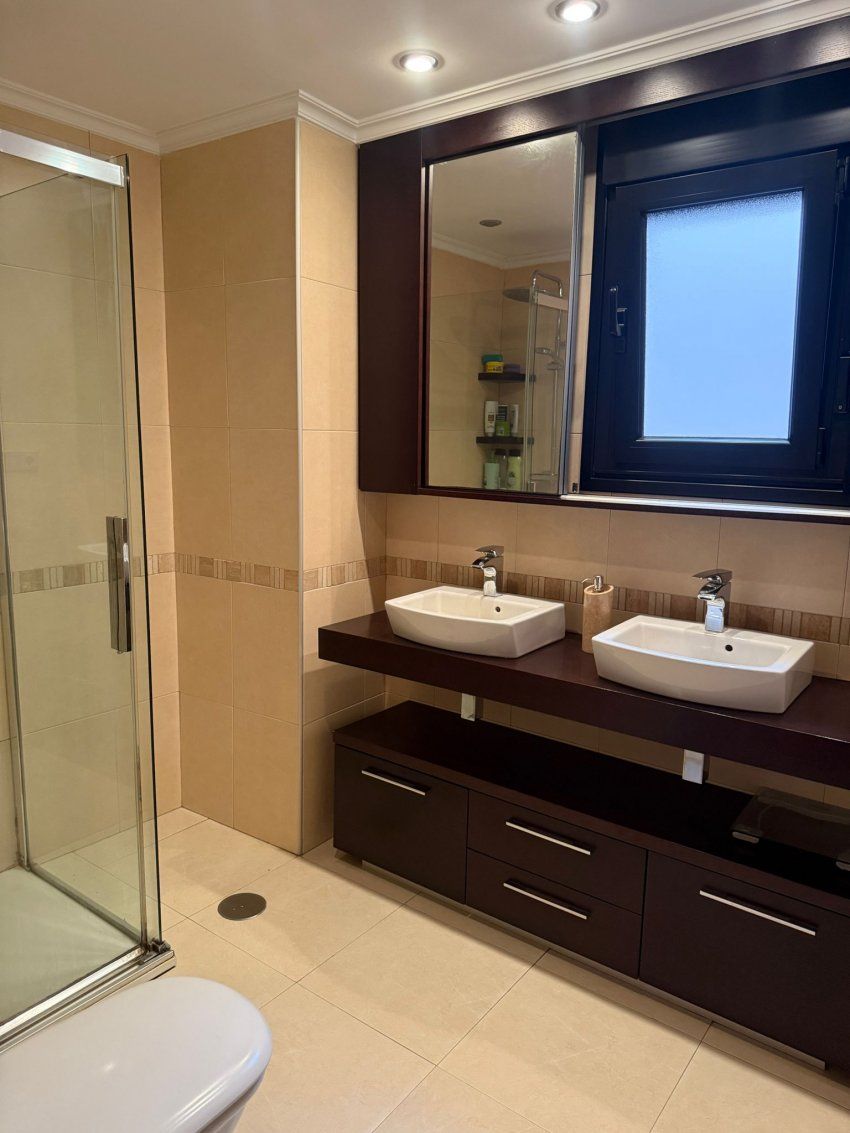 b07caa89 8dca 4582 b1d5 ab8eb048461b