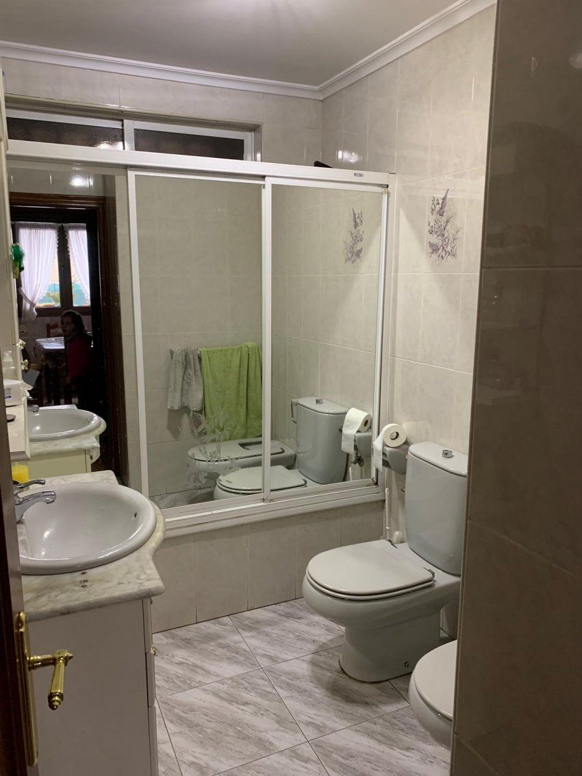 Casa, finca y nave   La Felguera