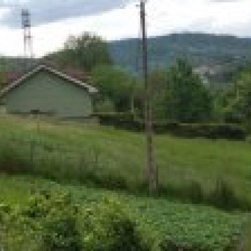 Finca edificable en Lada   Llindión