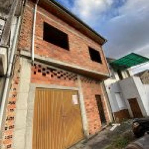 Dos casas adosadas   Ciargüelo