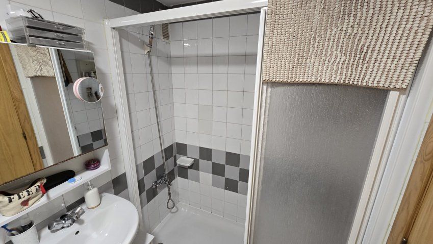 f59a4472 ea03 42a5 b546 43a14db1a8da