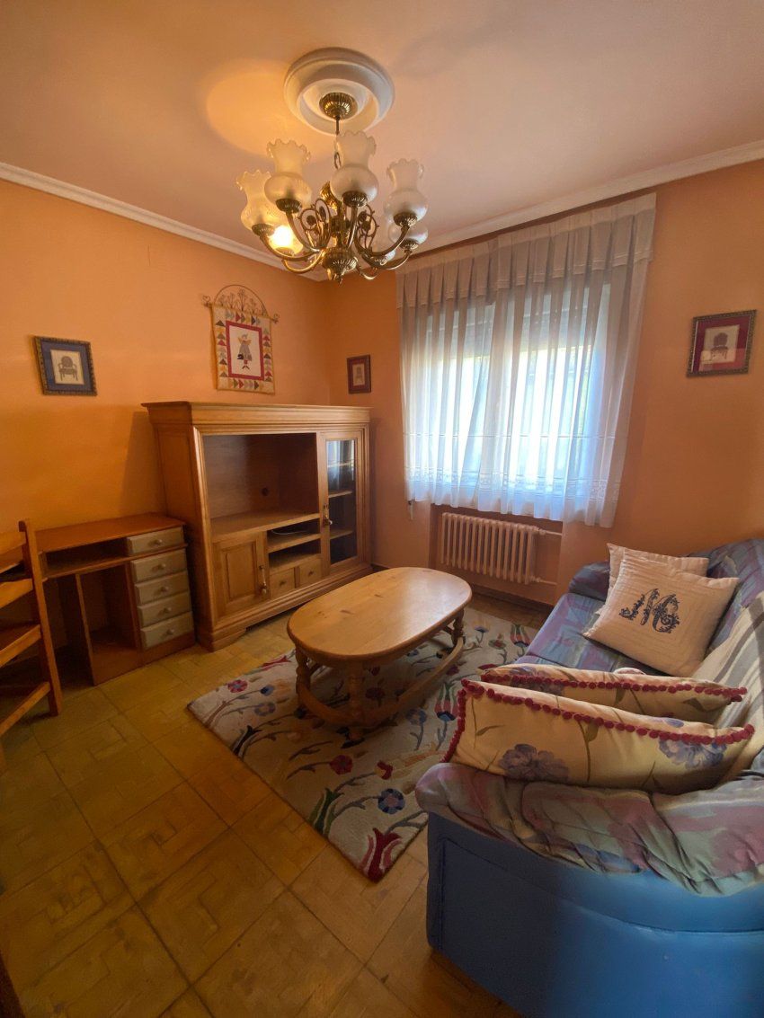 f7147506 fe7e 4e93 905b 8c80946e1bab