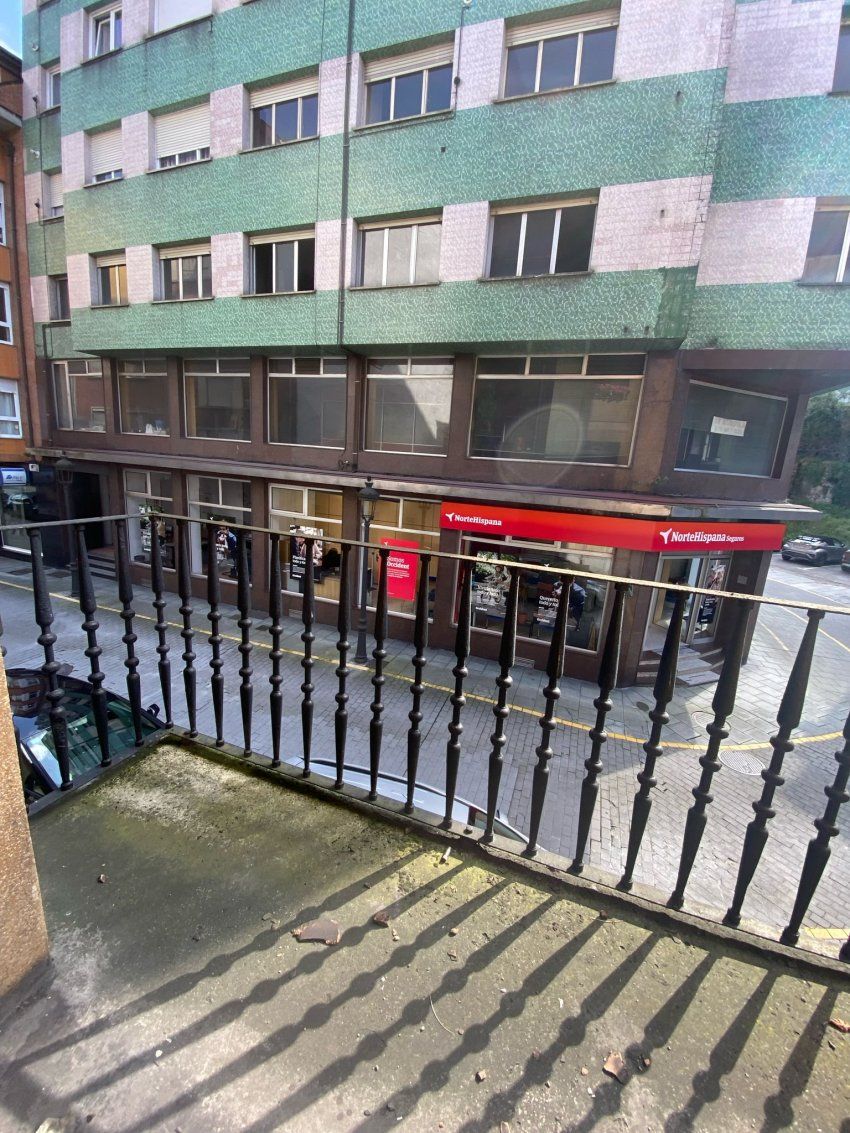 0d64790f 627a 4c13 8081 e11aa7543cb9