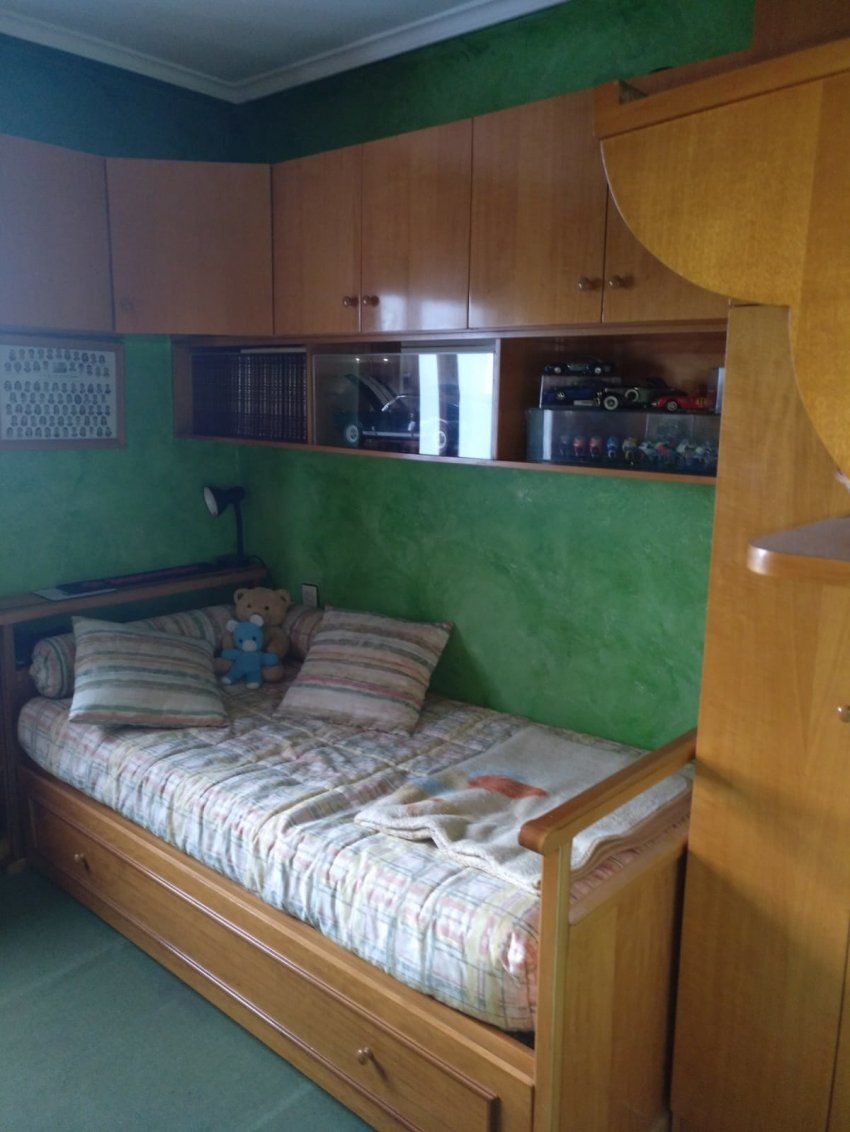 Amplio piso en La Felguera   Florez Estrada