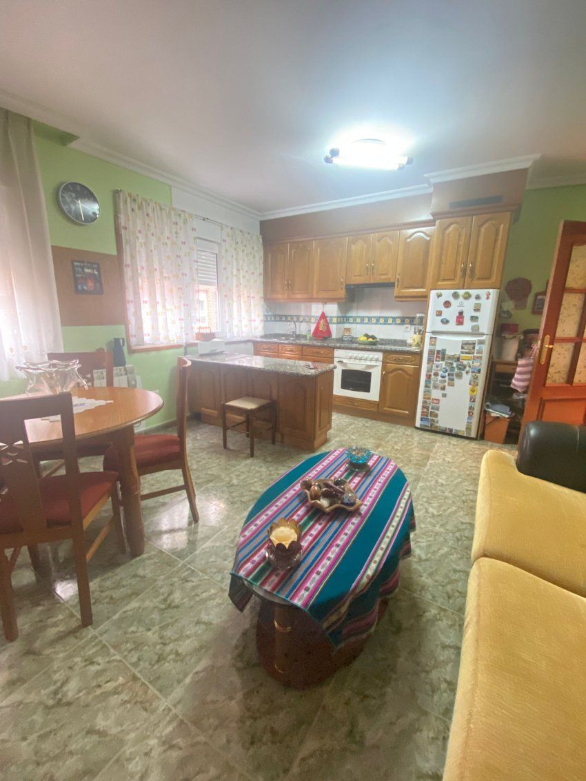 caf34838 06c5 4e87 a8d4 a31235192312