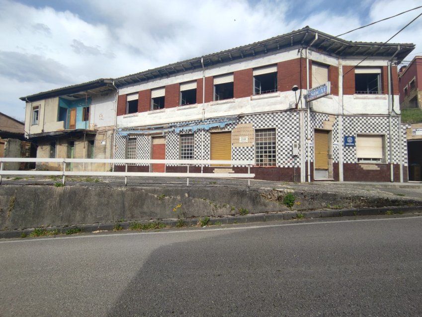 effaae3c 2b8b 4e8c b3df 3446f15d3b94