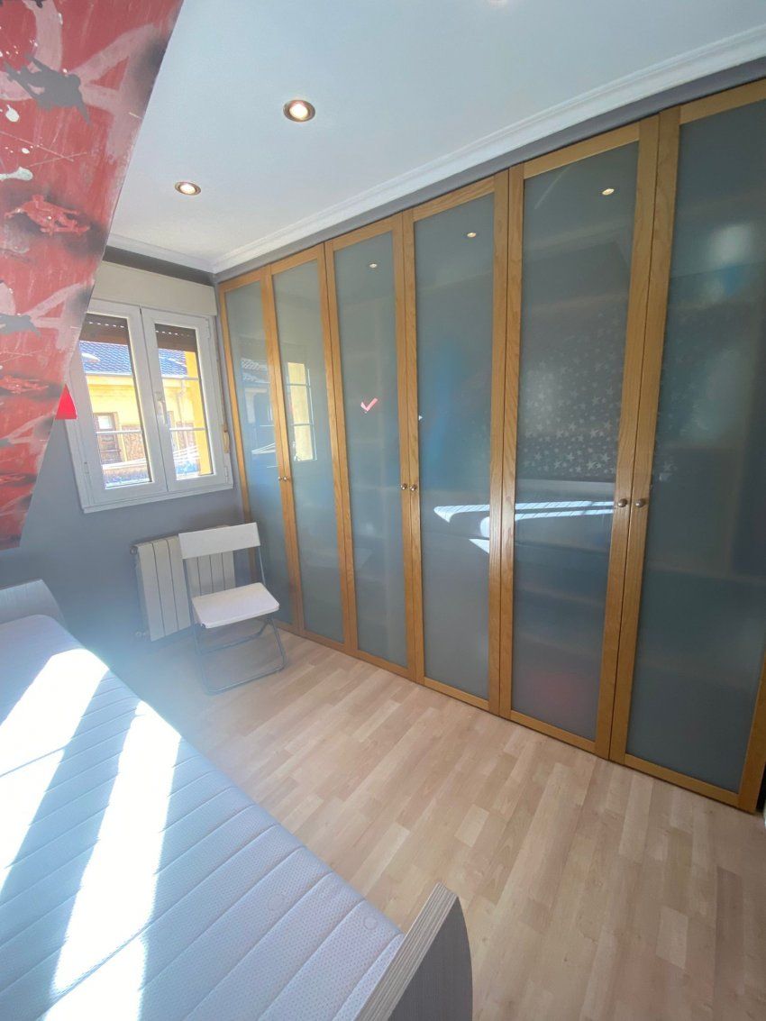 729043de 7401 402a 9196 ad12ef005823