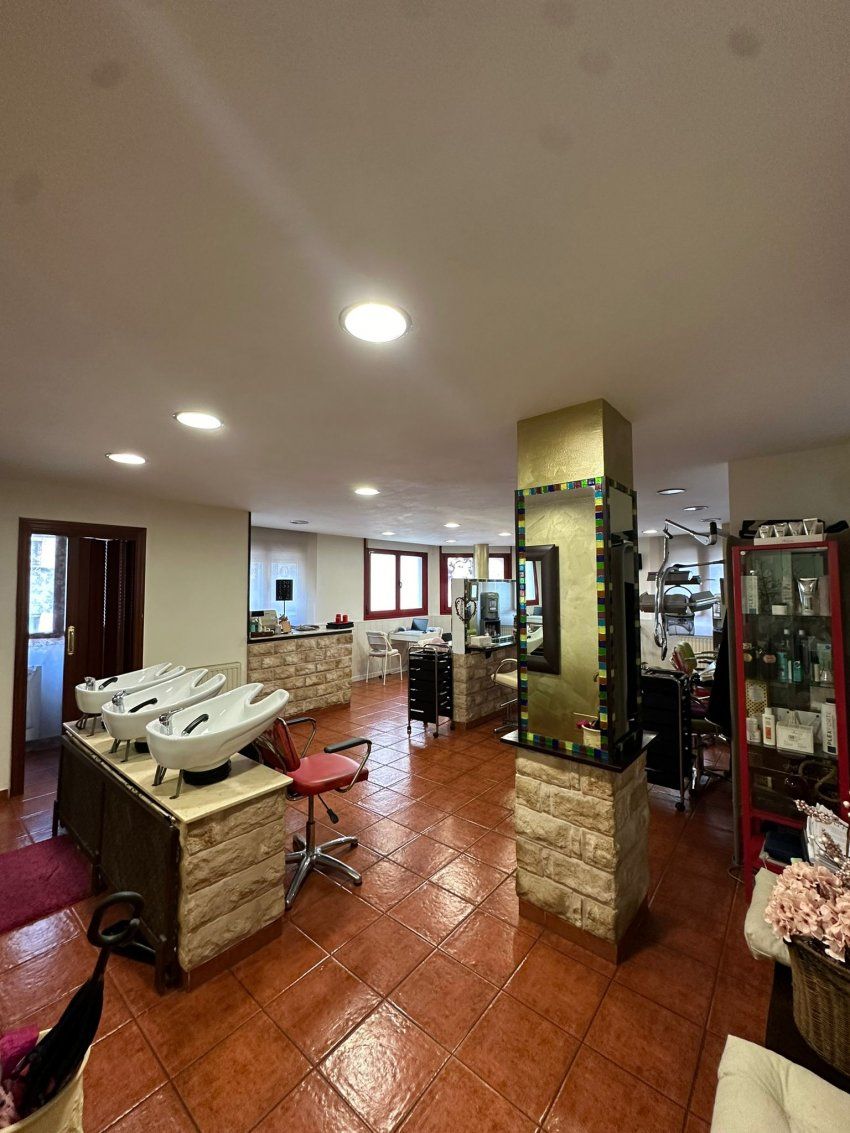 ab0bfe72 c189 4505 b328 ab675ed97f8f