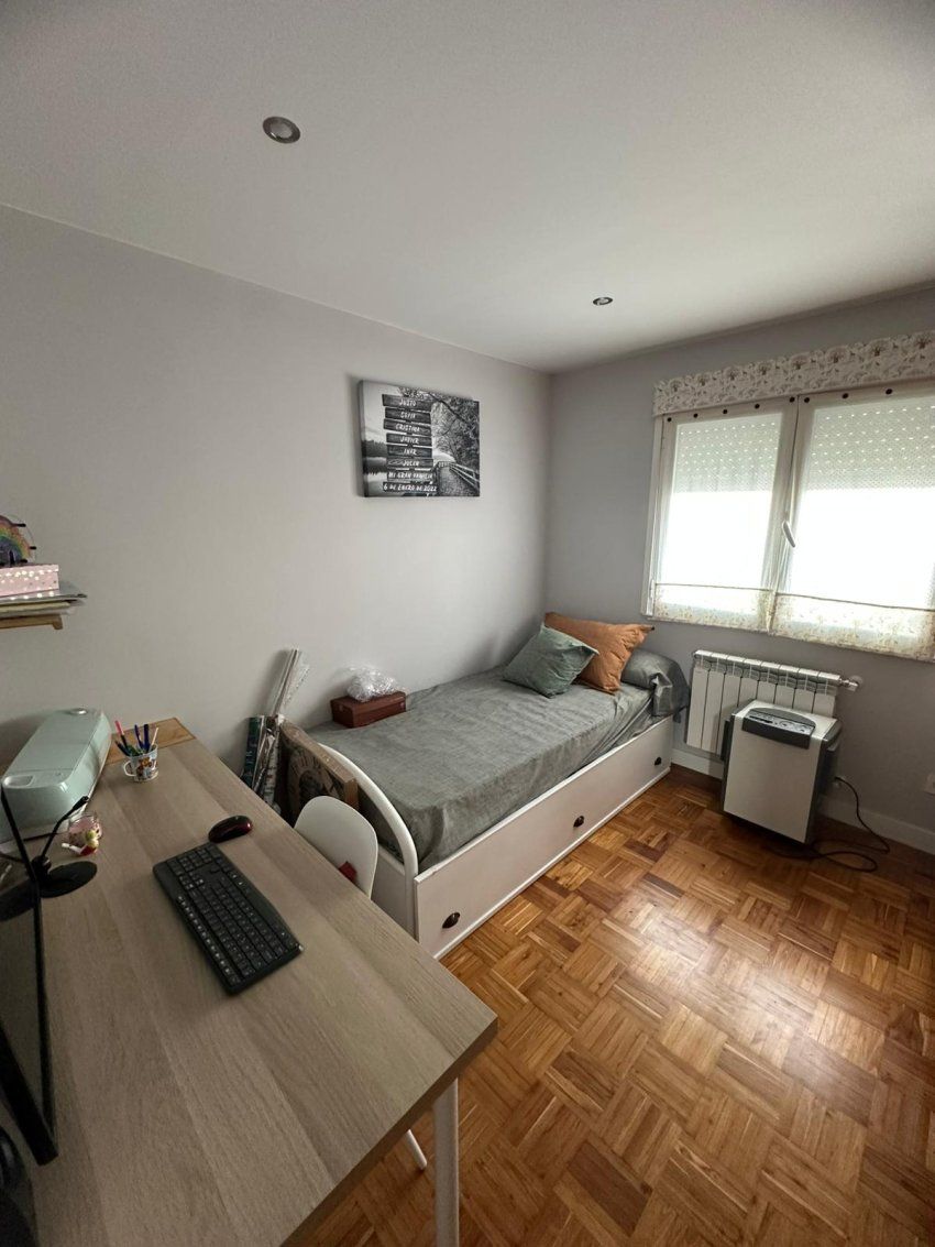 bc93b16b a76e 43b8 9359 2be2a55d33d0