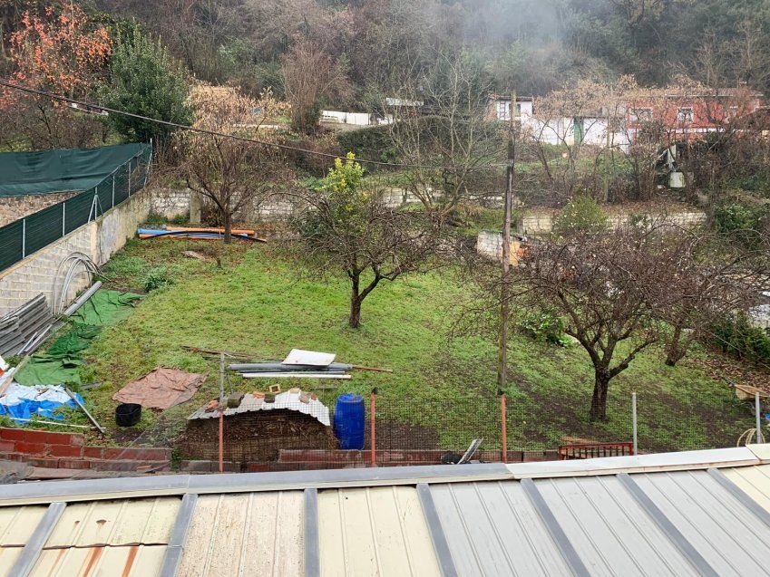 Casa, finca y nave   La Felguera