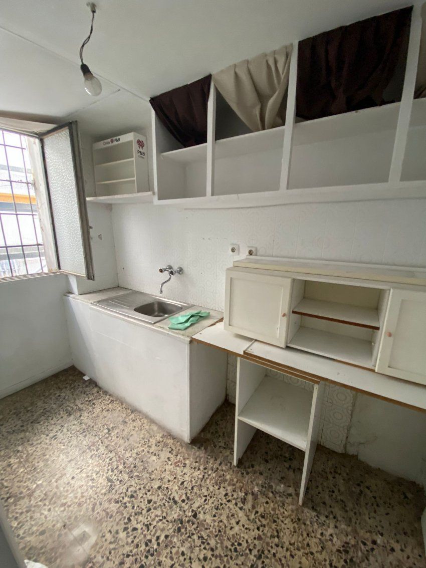 Bajo comercial en venta en La Felguera   Gregorio Aurre