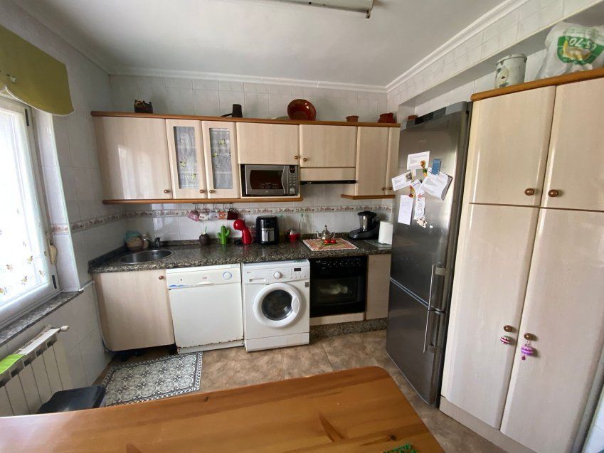 f6e7ca37 bf0d 4a6f 8218 8c39cea184c9