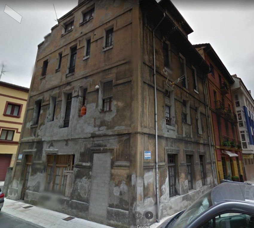Edificio a rehabilitar en Sama   Palacio Valdés