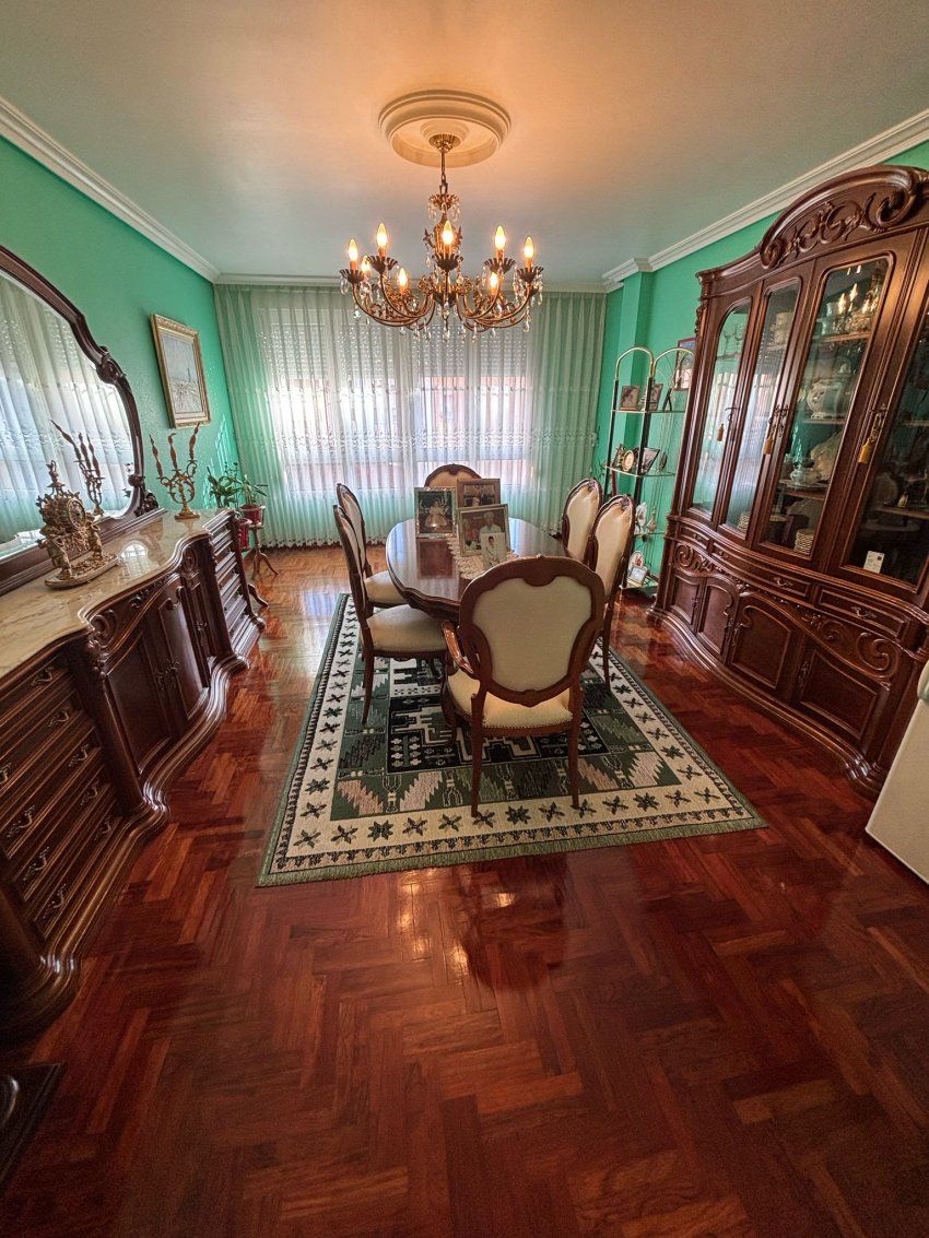 83810277 aa0a 426d 8e05 51f8d5735458