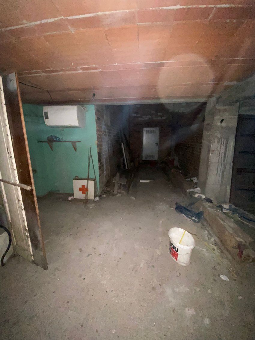 Local comercial en La Felguera   Jesús F