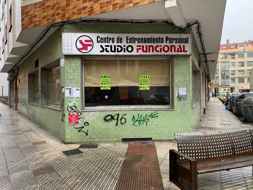 Local en La Felguera   Dámaso Alonso esquina Joaquín Valdés