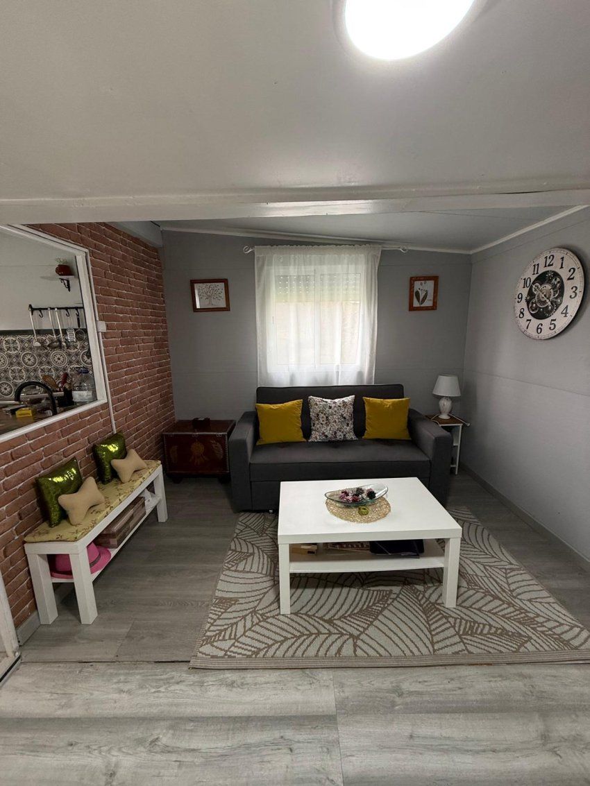 0240d25a c274 44ac 8e18 dafc3c104505