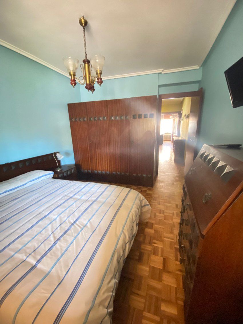 9146e8d1 a3f2 4fd7 8284 29fbe7d978a3