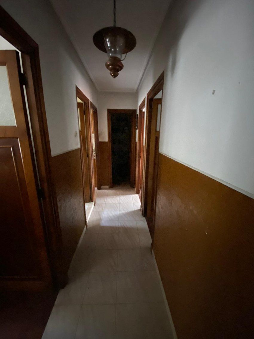 Casa adosada con dos viviendas   La Felguera
