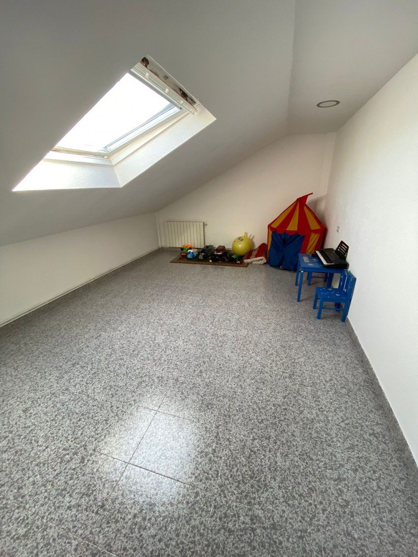 Chalet independiente con terreno   Santo Emiliano