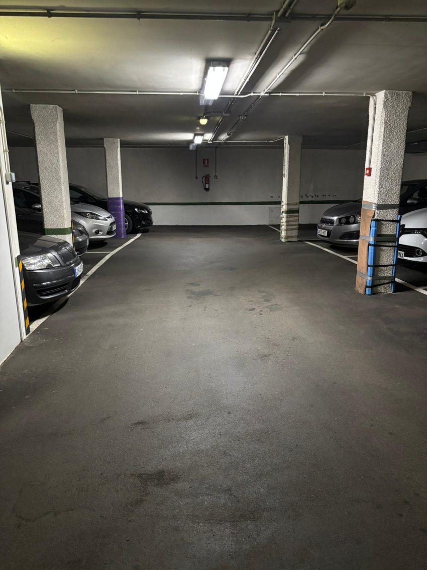 4b08b4ff e2a3 486d b7f4 bb68860e4472