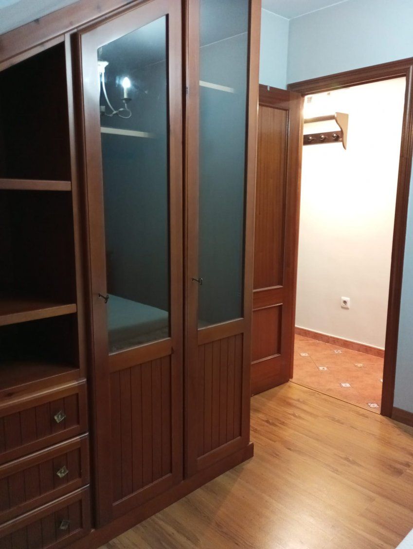 0cf5cb6b 5f12 4b49 9b45 8a41611d7178