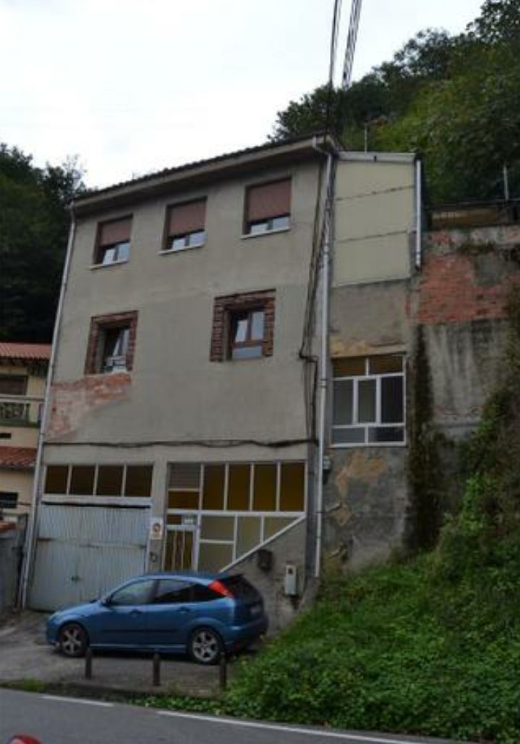 Casa en Les Pieces   Sama