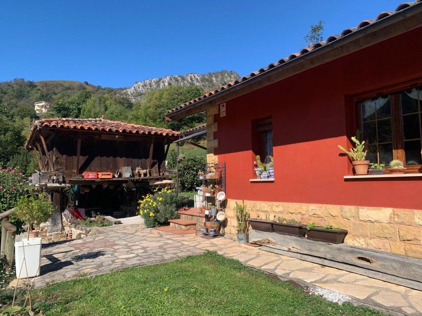 2e573790 d460 4ec2 80a7 0e0c492d1d14