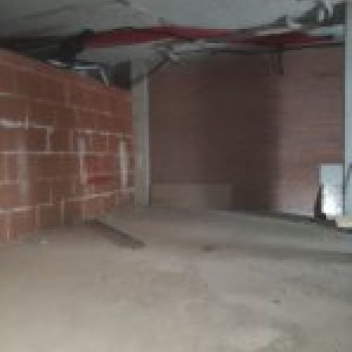 Alquiler de local   Nuevo Langreo   Esquina Manuel Suárez