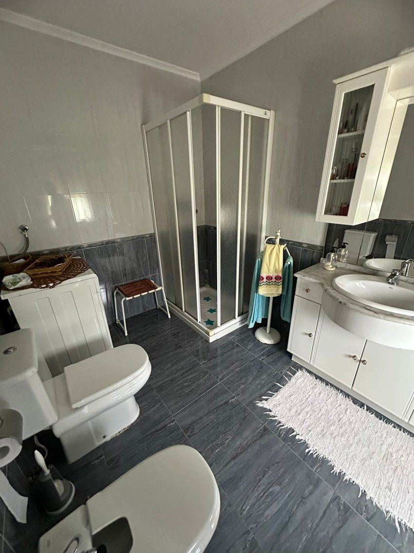 c74aa281 c845 4ed3 b445 d6fe9eec5a42