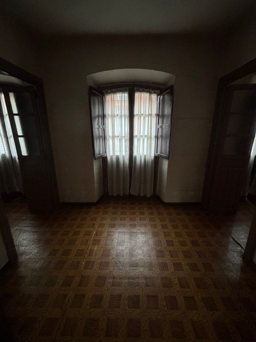 f90493b6 84e5 4bf6 90c0 28c807f1a5d7