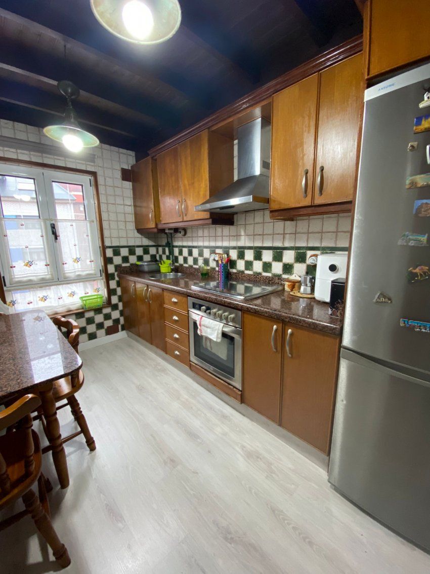 42b884d0 ff70 46bb aa45 1dcd8ef69546