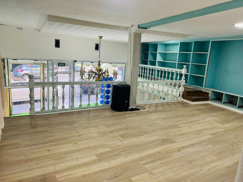 Local comercial en alquiler   Calle Dorado, Sama