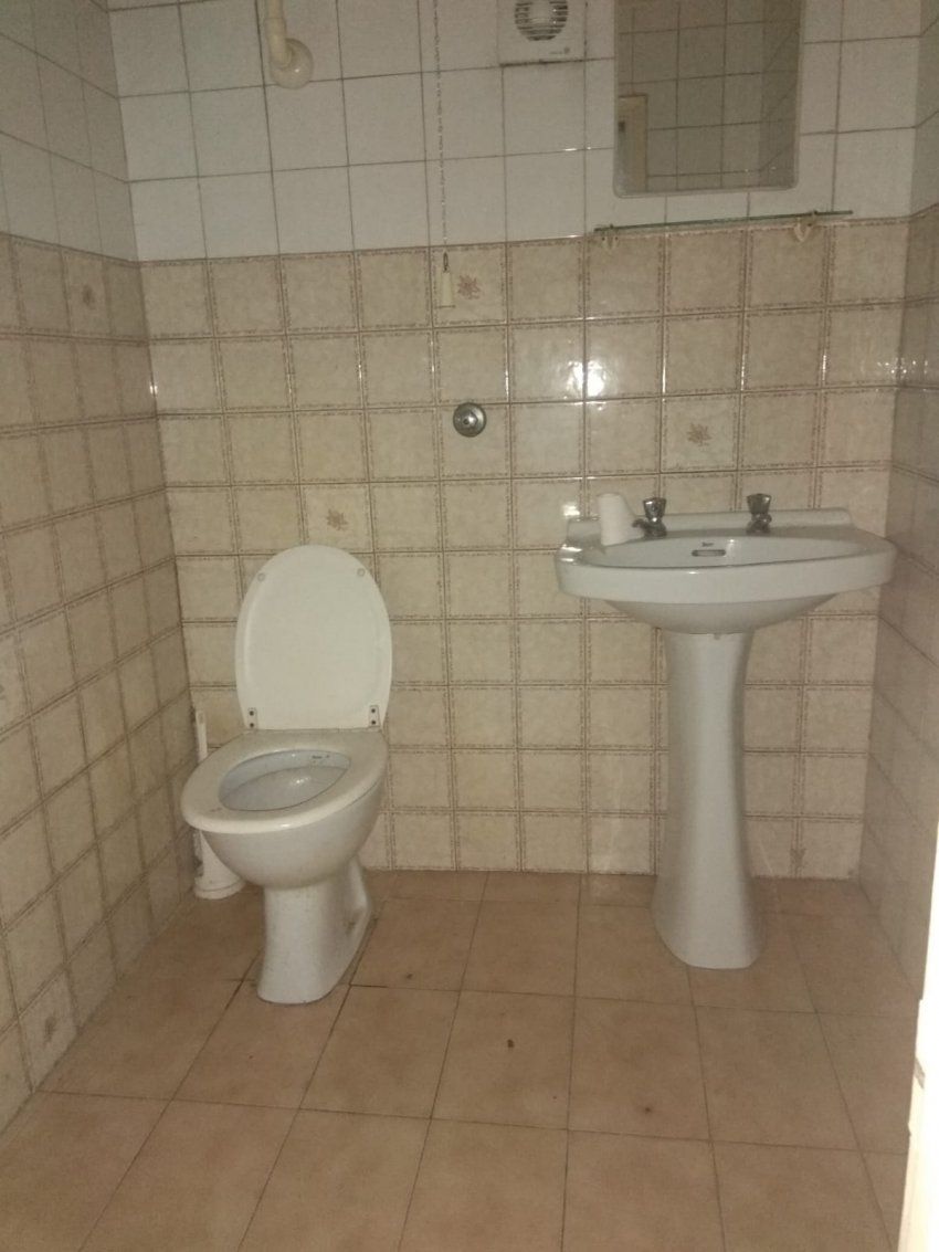 Local en Sama   Lucio Villegas