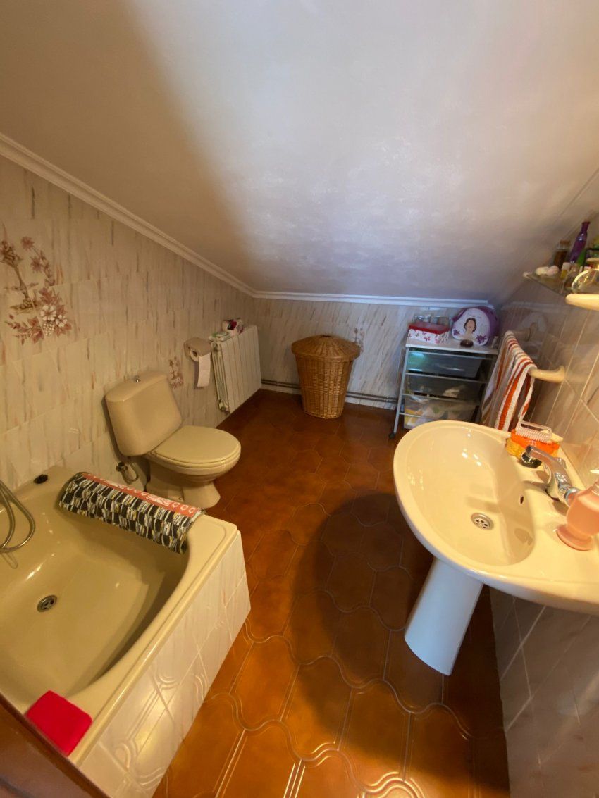 Chalet independiente con terreno   Santo Emiliano