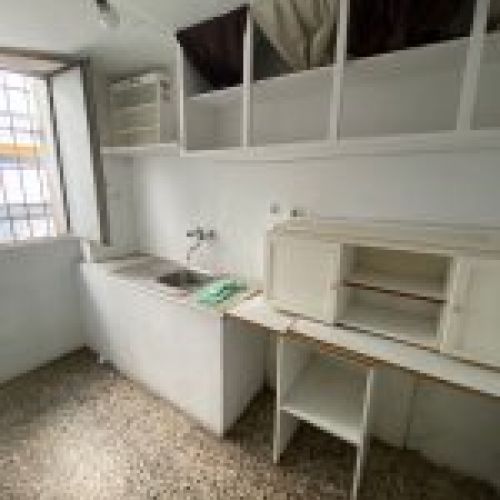 Bajo comercial en venta en La Felguera   Gregorio Aurre
