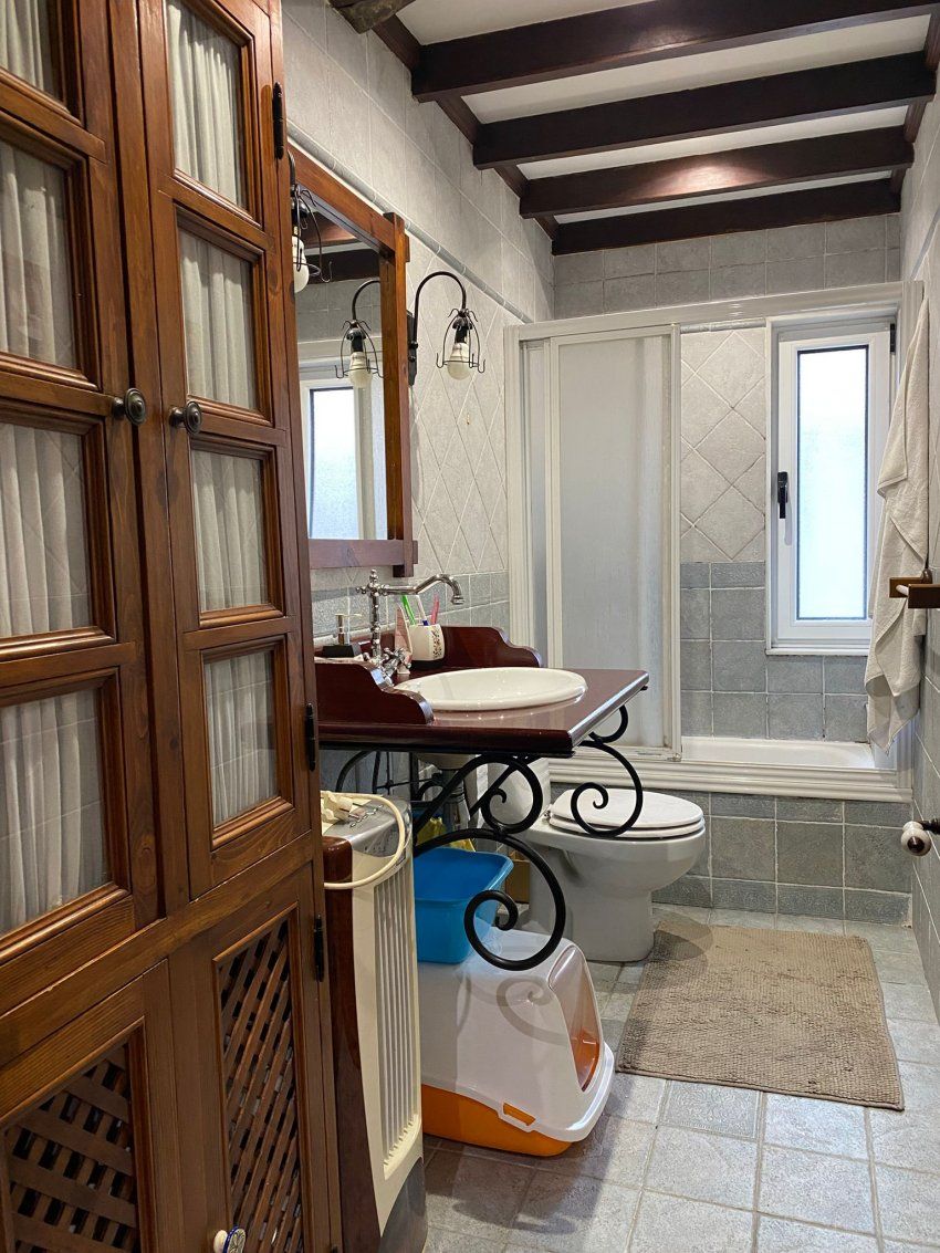 584f32e8 ac82 4af8 858f 6b487fc952d8