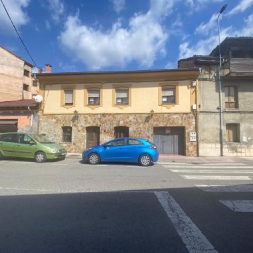 Casa en Lada cerca de todos los servicios