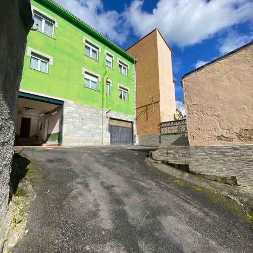 221b6fc4 09bb 4a89 a895 d93468704709