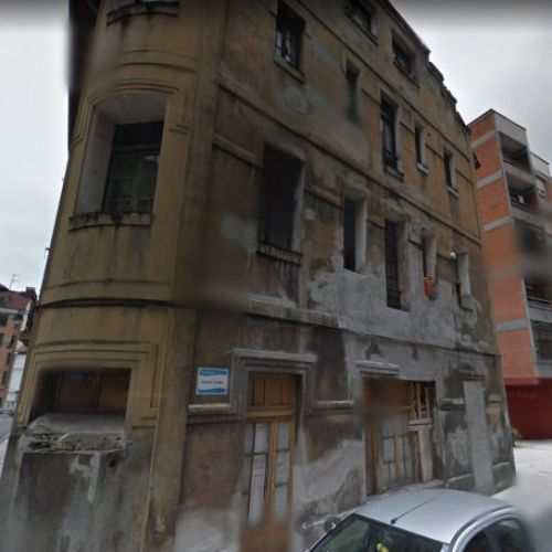 Edificio a rehabilitar en Sama   Palacio Valdés