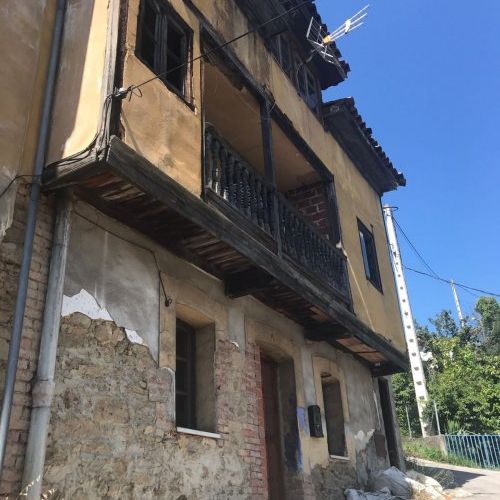 Casa para reformar en La Felguera