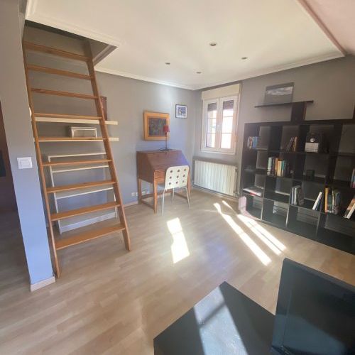 d535b779 f146 445c a773 7122d35b8bd3